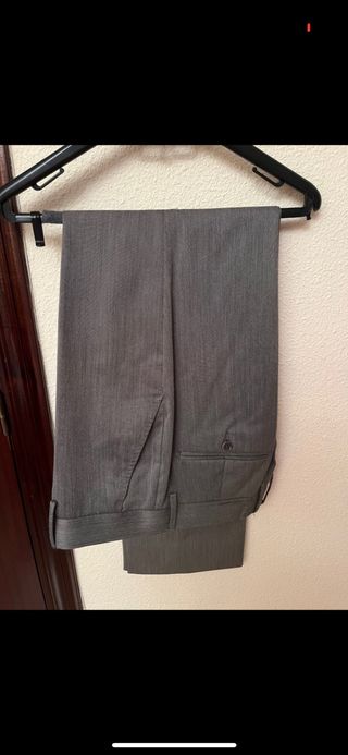 Traje Zara 