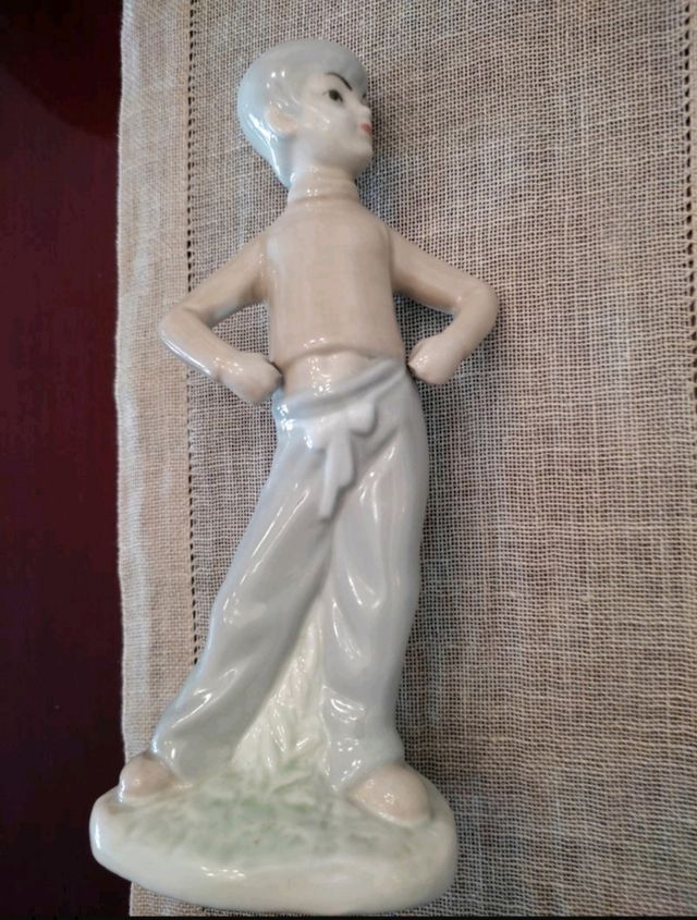 figuras antiguas de porcelana