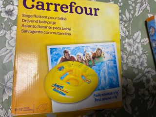 Pañales de agua + flotador con asiento nuevos