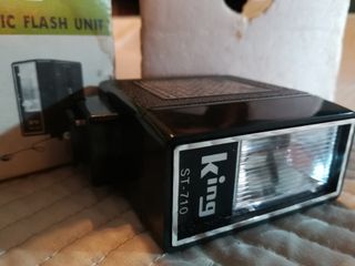 Flash KING ST-710