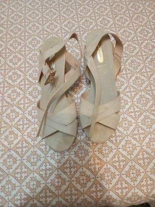 Sandalias