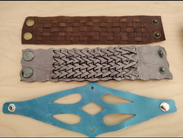 Pulseras de cuero