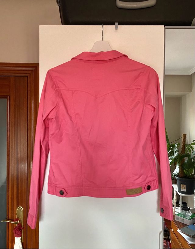 Chaqueta vaquera rosa