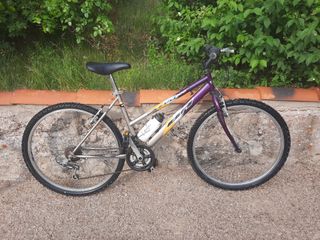 bicicleta bh supra600