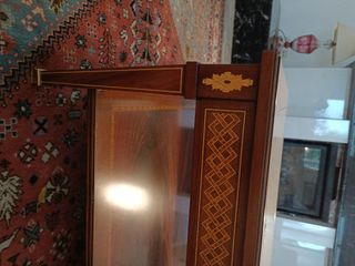 Mesa centro salón de madera de nogal