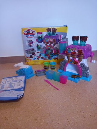 PLAY-DOH

Play-Doh Kitchen  Fábrica de Chocolate 