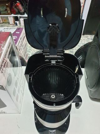 · Cafetera electrica inox jarra termo a estrenar.