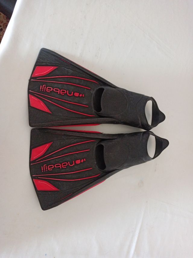 aletas del decathlon talla 40/42