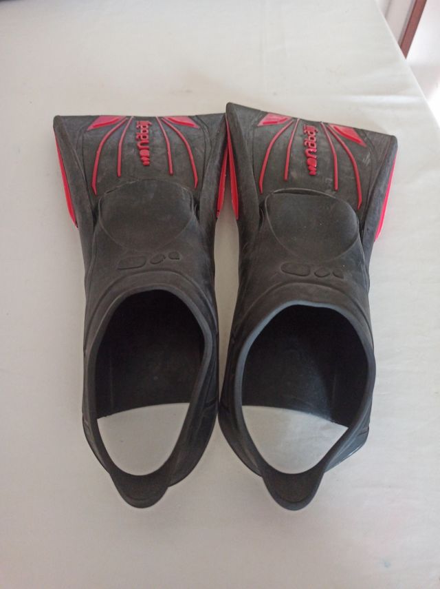 aletas del decathlon talla 40/42