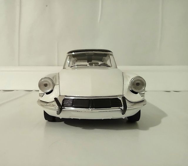 Modellino  Citroen  DS Pallas 1963 ( Modelo, Modèl