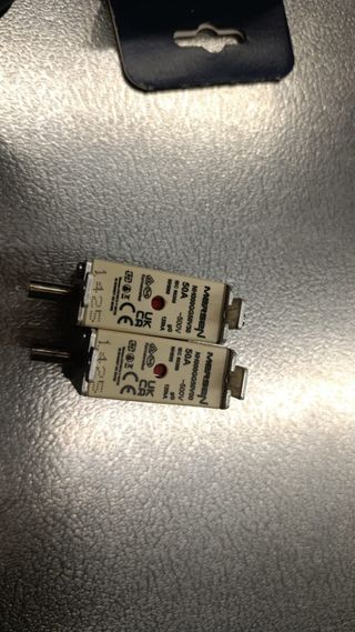 Manitas ,servicio montajes reparaciones