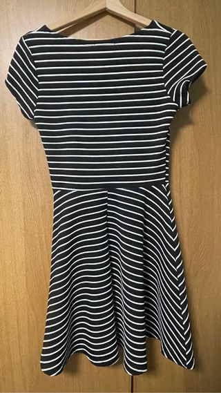 Vestido midi fiesta blanco y negro S/M