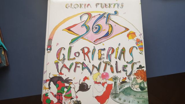 Libro Gloria Fuertes
