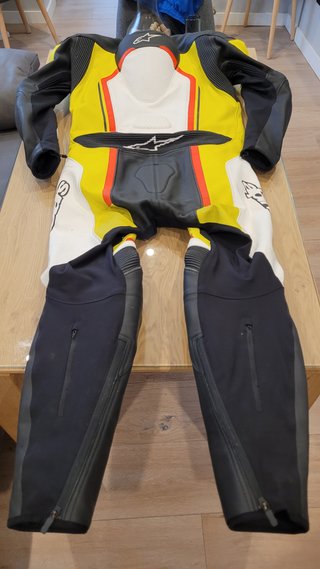 Mono Moto Alpinestar Motegi v2 Talla 50
