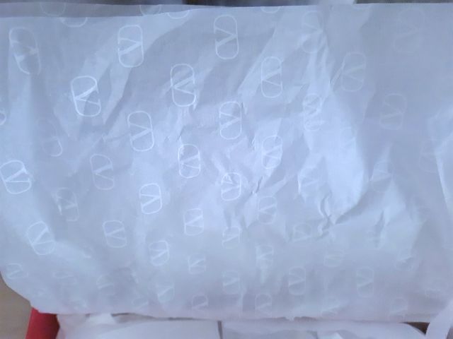 Caja calzado Valentino. Perfecta.