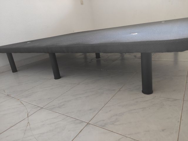 Base tapizada cama de 150 y 6 patas