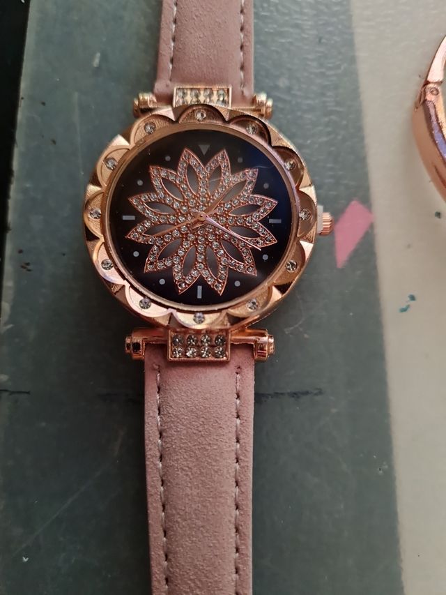 conjunto reloj y pulsera