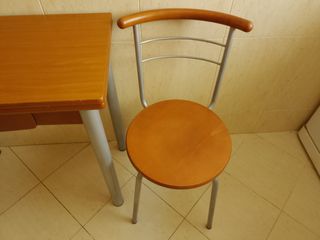 Mesa abatible color roble de cocina