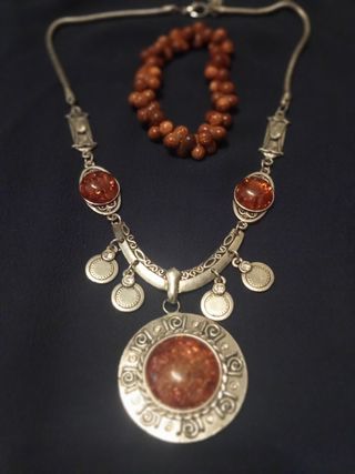 collar y pulsera