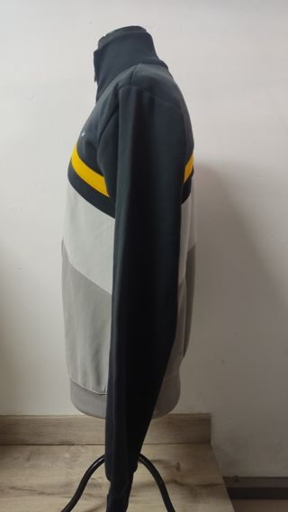 Chaqueta Nike vintage talla M (178)