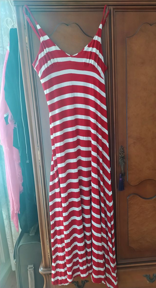 Lote de 2 preciosos vestidos