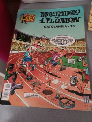 COMICS Superlópez y Mortadelo y Filemón, años 80