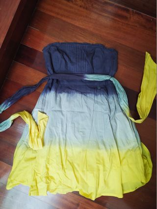 Lote de 3 bonitos vestidos