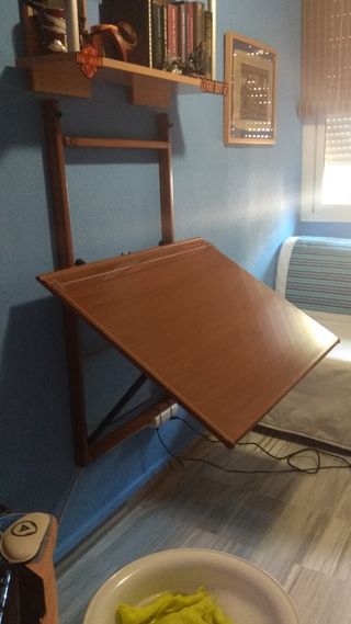 Mesa de dibujo plegable