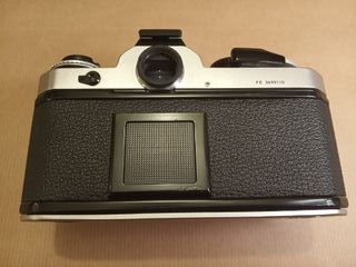 NIKON FE CHROME+CAJA ORIGIN.+MANUAL+NIKKOR 35-70AF