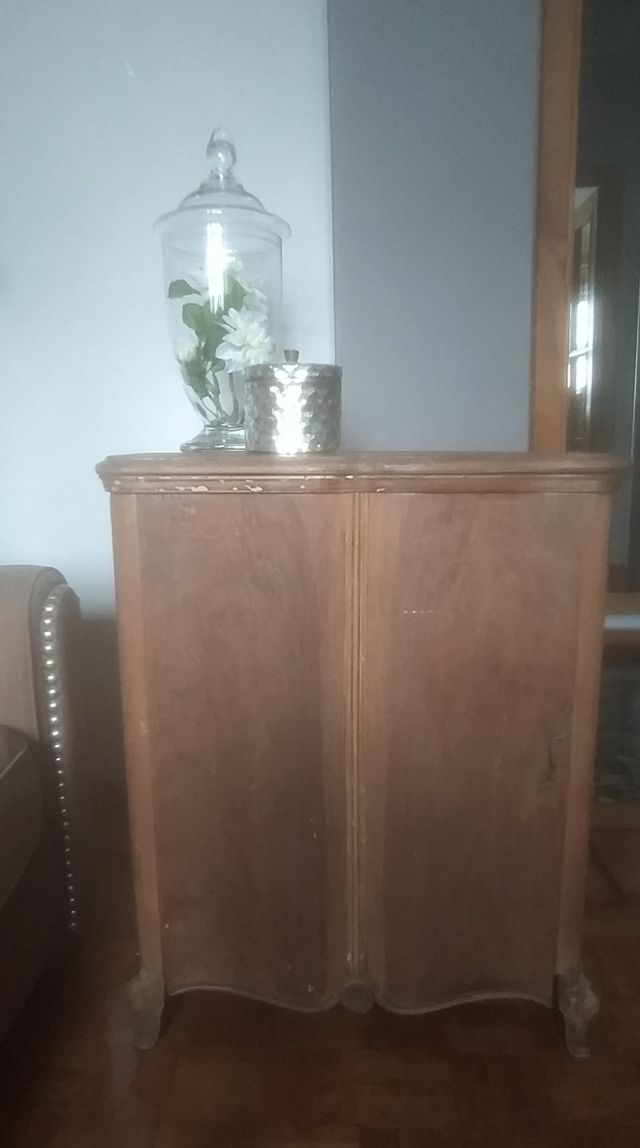 mueble de madera de máquina de coser