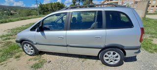 Opel Zafira 2004