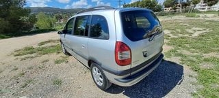 Opel Zafira 2004