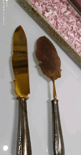 cubiertos antiguos de servir