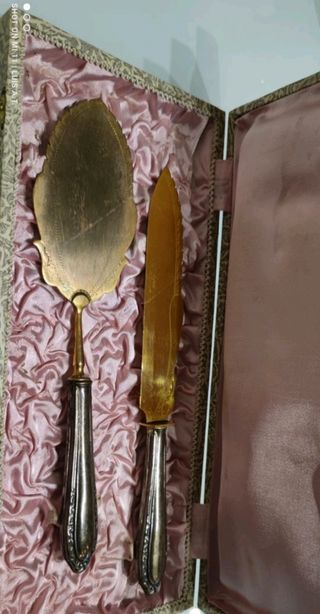 cubiertos antiguos de servir