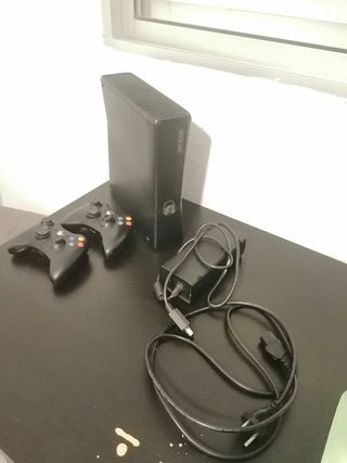 Xbox 360 Slim