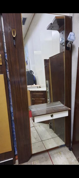 Recibidor antiguo vintage.