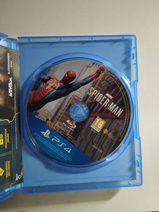 ps4 slim + juego Spiderman-man