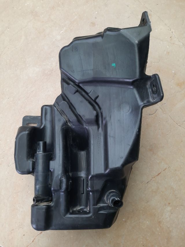 Deposito Limpiaparabrisas Opel Astra J