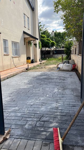 Solera de hormigón impreso 