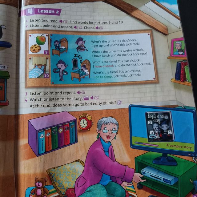 Big surprise 4 class book