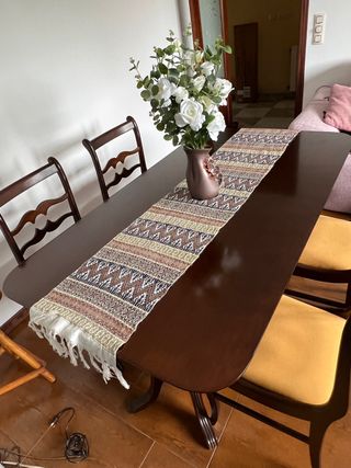 Mesa de comedor plegable de madera + cuatro sillas