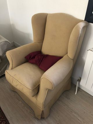 Butaca Orejero . Hay dos