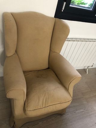 Butaca Orejero . Hay dos