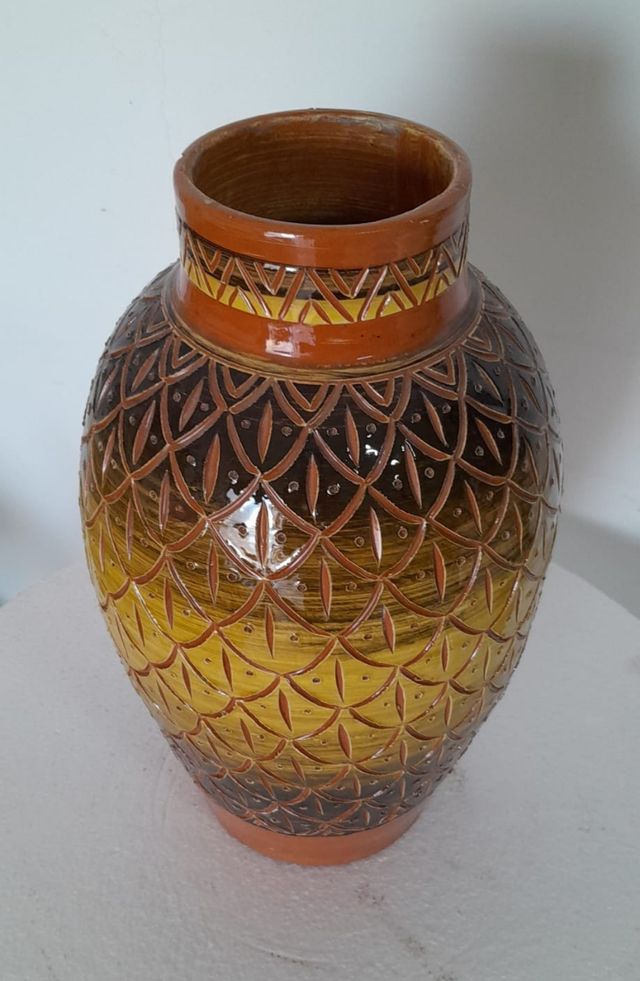 Antico vaso orientale