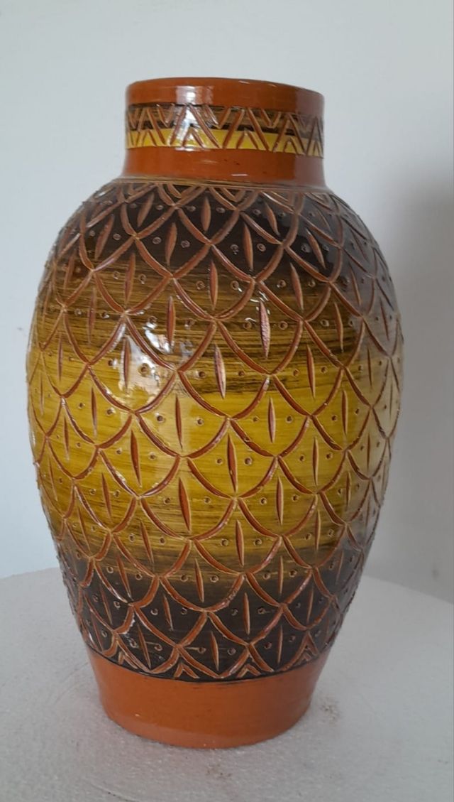 Antico vaso orientale