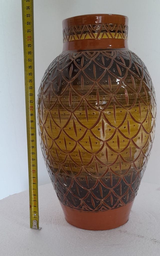 Antico vaso orientale