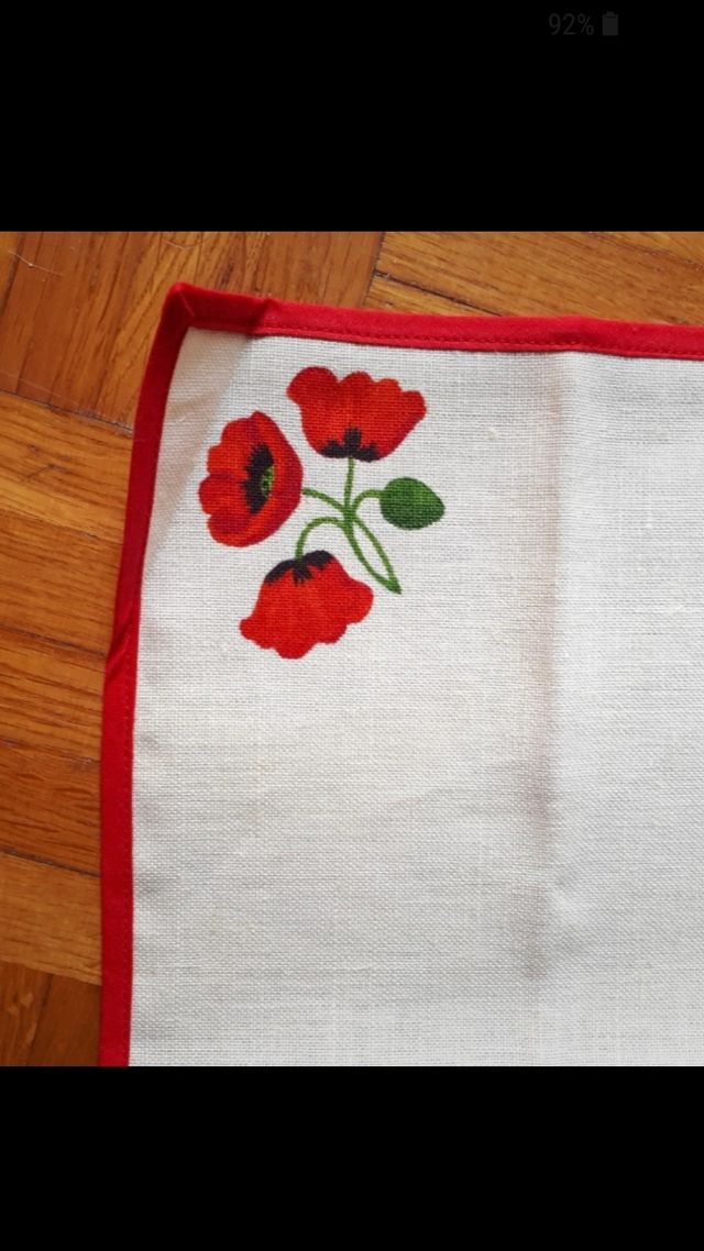 tovaglietta con bustina fatta e dipinta a mano