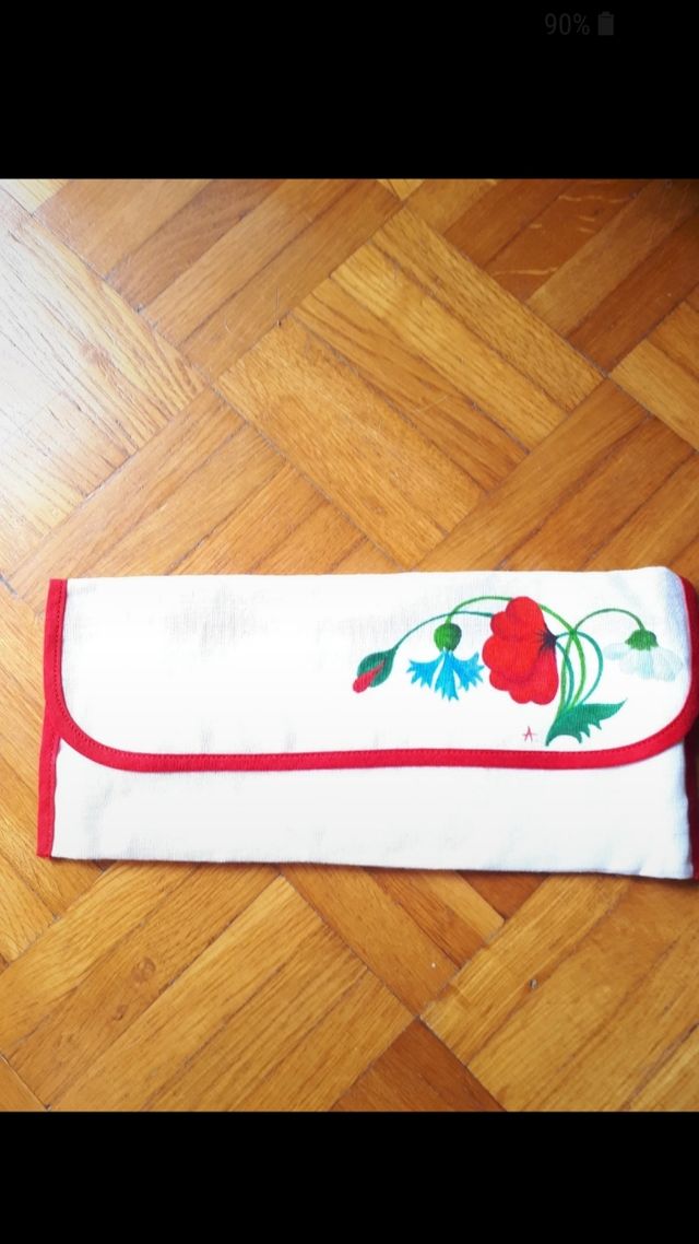 tovaglietta con bustina fatta e dipinta a mano