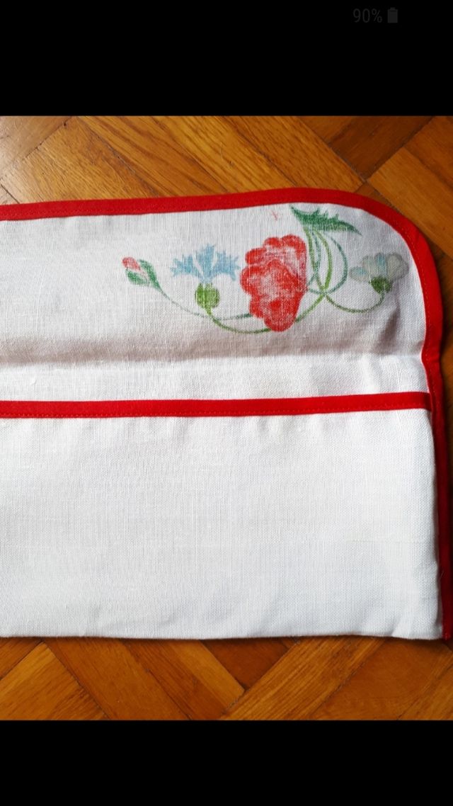 tovaglietta con bustina fatta e dipinta a mano