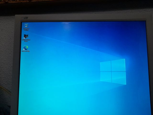 Vendo un PC con Windows 10 Pro